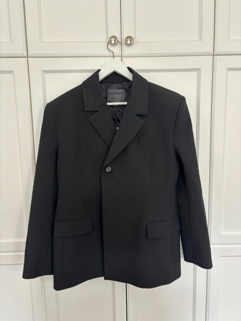 ZARA - NEW WITH TAGS - Black structured blazer - XL